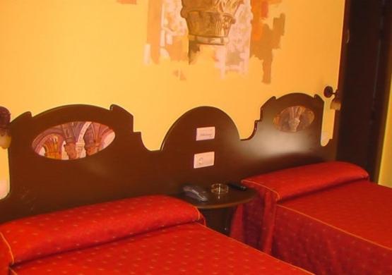 Hospederia Fernando I Hotel Leon Room photo
